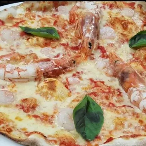 pizzeria lleida, pizza sin gluten lleida, La Casa Italaia 101 - Disfruta de la mejor pizza auténtica y pasta fresca en Lleida. Ingredientes italianos, horno de leña tradicional y servicio de delivery más rápido que Glovo o Uber Eats. Compara nuestra calidad con Porco Dio o La Tagliatella.