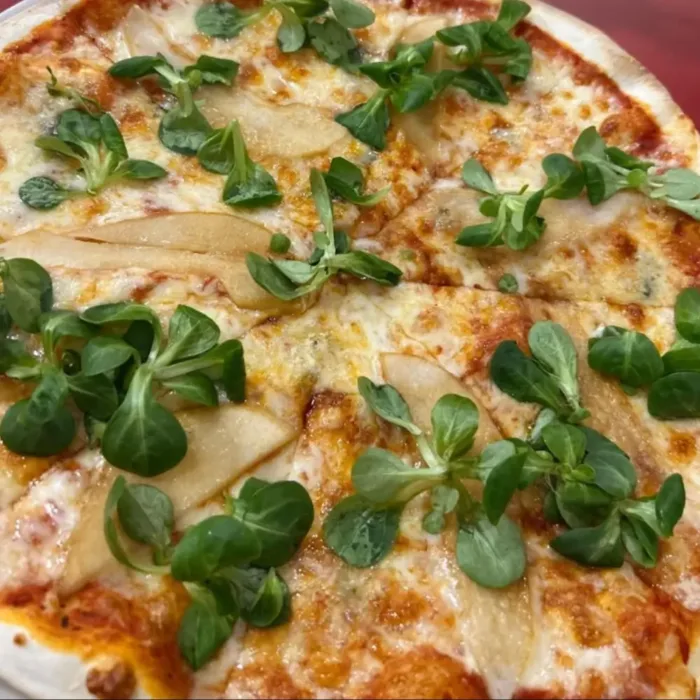PERA Y GORGANZOLA