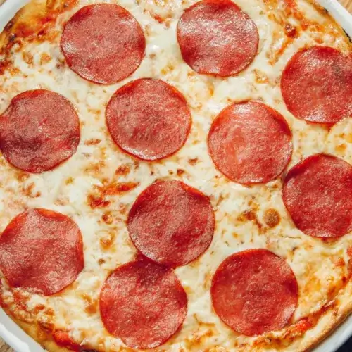 pizzeria lleida, pizza sin gluten lleida, La Casa Italaia 101 - Disfruta de la mejor pizza auténtica y pasta fresca en Lleida. Ingredientes italianos, horno de leña tradicional y servicio de delivery más rápido que Glovo o Uber Eats. Compara nuestra calidad con Porco Dio o La Tagliatella.